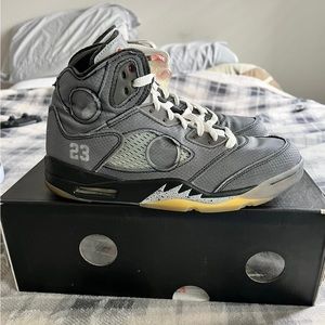 Off white jordan 5’s